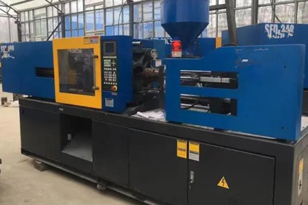 塑料注塑機(jī)操作期間需要注意哪些事項？