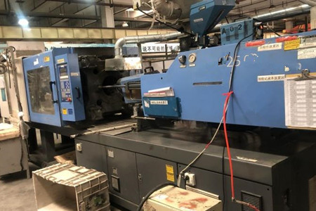 如何降低混雙色注塑機(jī)采購成本？技巧分析！