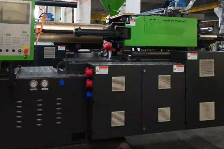 塑料注塑機(jī)的輔助設(shè)備有哪些？京瓊介紹！