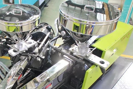 如何選擇混雙色注塑機？看完后漲知識！